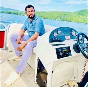 Meet your Posher, Omar